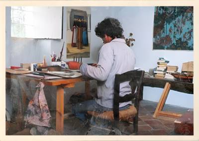 Dans son atelier d'Ibiza, 1973. C'est ici que Jacques Massacrier calligraphia et illustra 'Savoir Revivre', mêlant art et philosophie de vie. Un best-seller né loin du tumulte parisien, dans la simplicité d'une ferme ibicenca.
#SavoirRevivre #ArtistsAtWork #Ibiza73 #SlowLife